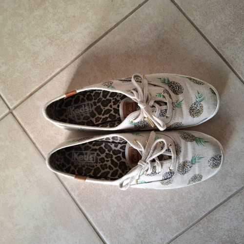 Keds sneakers size 39 like new, beige with tropical print