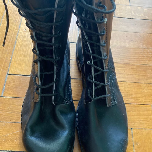 Arvyla E.S. military boots size 44.5 like new, 1975 production