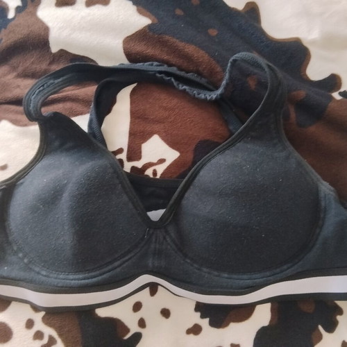 Love Fitness women's sports bra padded, size L, used, black