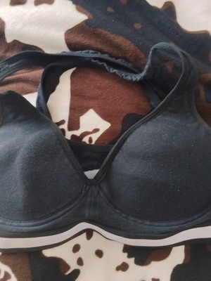 Love Fitness women's sports bra padded, size L, used, black