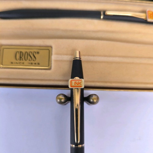 Cross Century set of two pencils like new in black with box