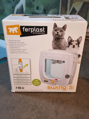 Ferplast Swing 5 pet door new for cat and small dog
