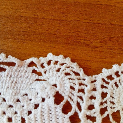 Crochet handmade set of 3 white table linens new