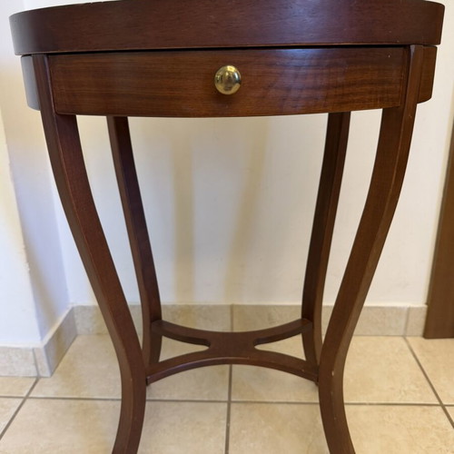 Oval solid wood coffee table with drawer