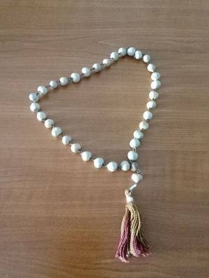 Worry beads like new with wooden beads and brown-bordeaux tassel rustic