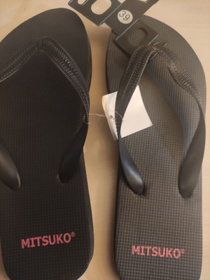 Σαγιονάρες Mitsuko καινούργιες, μέγεθος 39, μαύρες