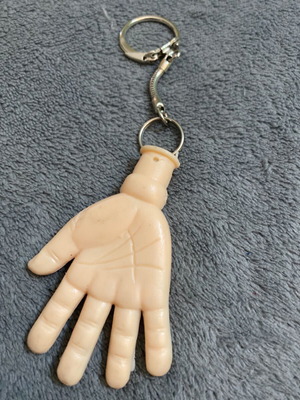 Μπρελόκ 80s μεταχειρισμένο, μπεζ vintage