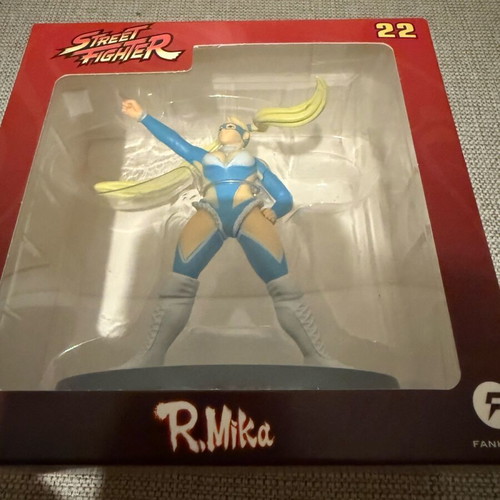 Street Fighter DeAgostini collectible figure new, scale 1:18