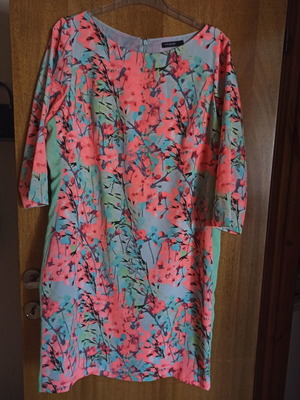 Dress with colorful floral design, new, size XL