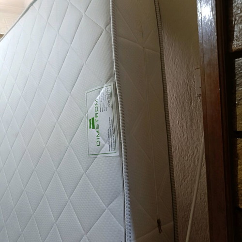 Mattress and metal bed used