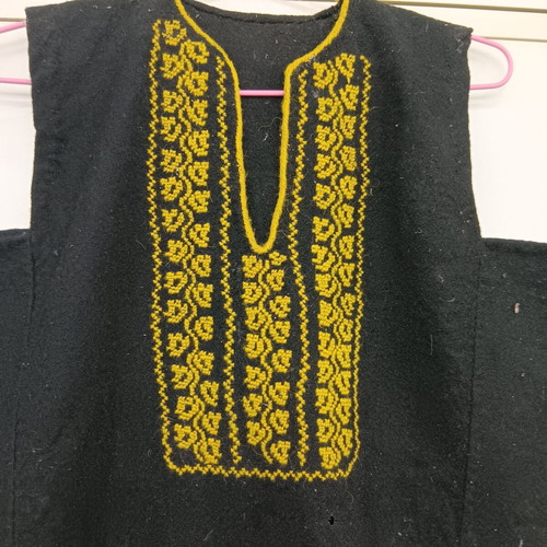Collectible traditional wool dress with triple border used