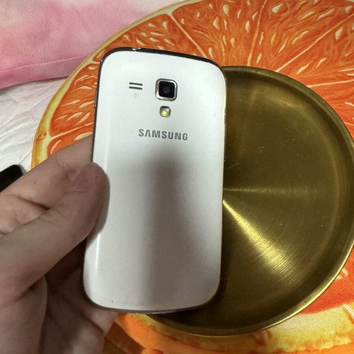 Samsung Duos classic smartphone, white, Dual SIM