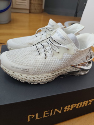 Philipp Plein women's athletic shoes like new, size 40, white