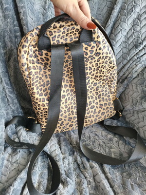 Brown backpack bag like new