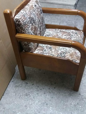 Πολυθρόνα μεταχειρισμένη 85×62 εκ.