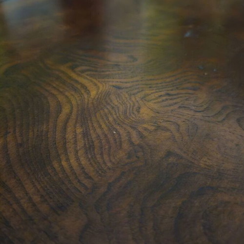 Oval carved dining table made of solid walnut wood like new