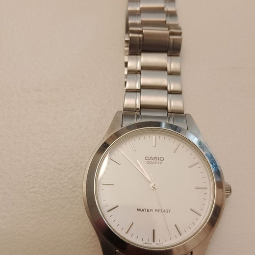 Casio quartz MTP 1128 like new men's watch