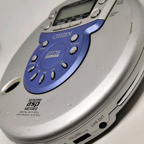 Citizen Vintage Portable CD Player and Radio used, DTS model