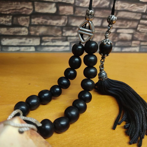 Horn Worry Beads new with tag and medium to small beads