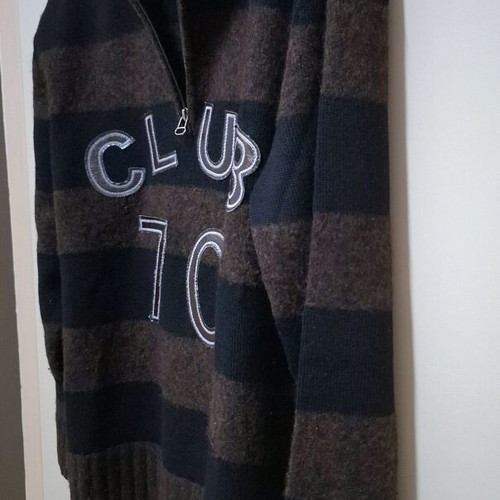 Hugo Boss wool sweater Medium like new, brown-black