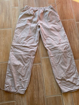 Baggy pants used, size M, beige Pull & Bear