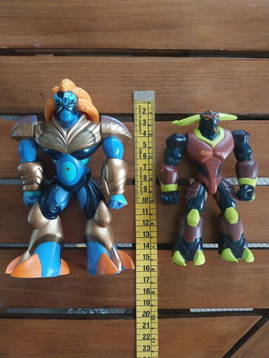 Gormiti figures set of 2 used