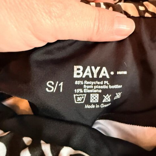 Baya set like new, size S, black and white