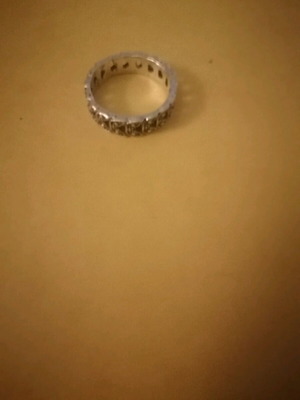 Women's ring like new