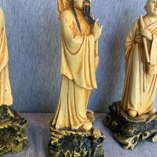 Asian figurine statues used, made of resin polyresin, set of three