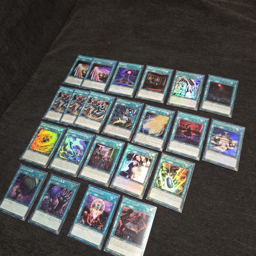 Yu-Gi-Oh card collection, foils and rares, pack of 128