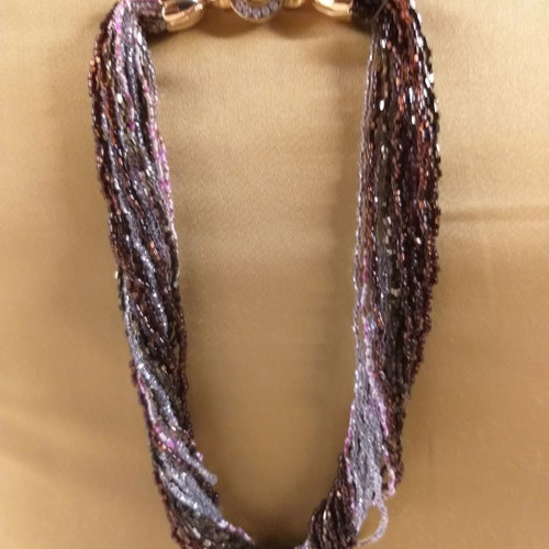 Vintage short necklace with small beads and many strands, new