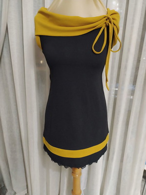 Dress black with mustard and lace new, size M