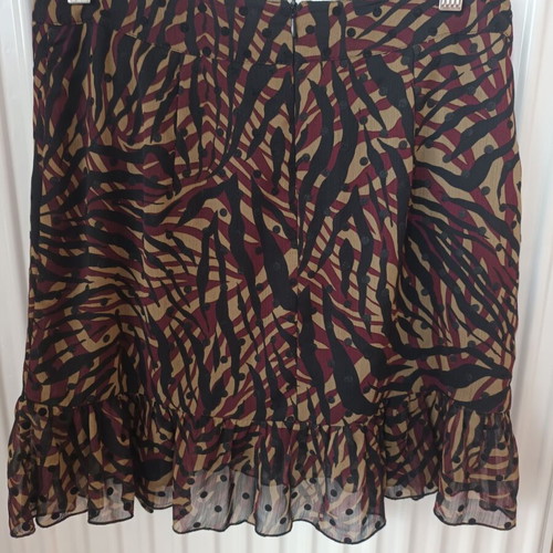 MyT skirt like new, multicolor, size S