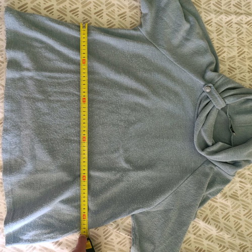 Women's blouse like new, size M