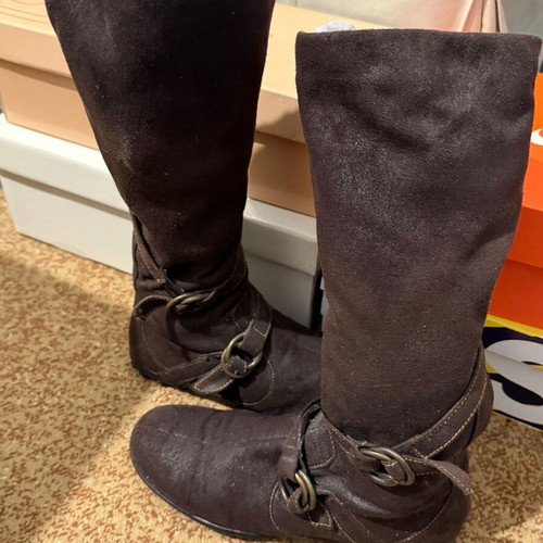 Suede boots used dark brown slim fit size 37
