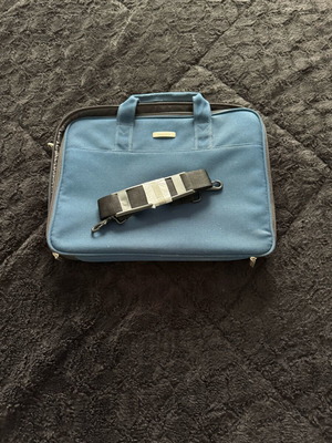 Volvo laptop bag like new, blue with multiple compartments