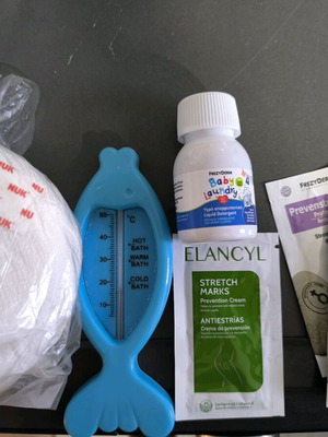 Sample pack for mom and baby like new