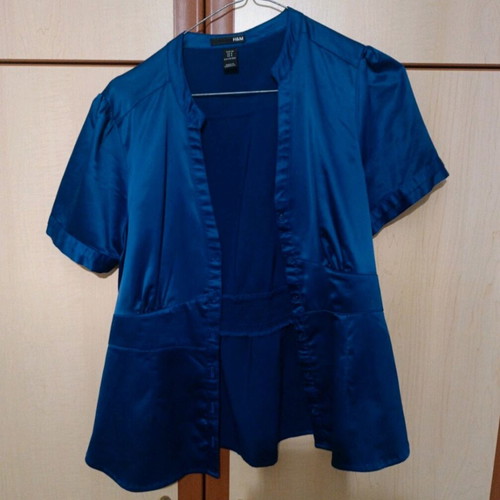 Satin shirt H&M used, size S, blue