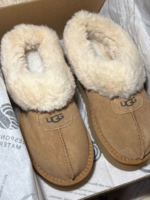 UGG Slippers New Beige Brown With Fur Size 36-37