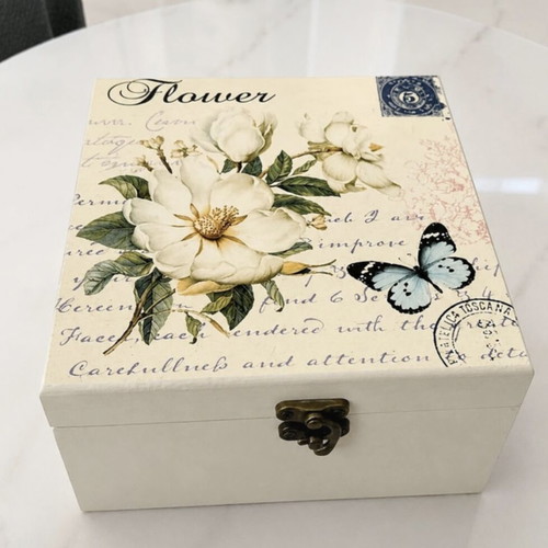Wooden jewelry box with mirror, like new, beige