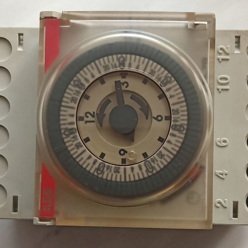 Analog weekly rail timer AT3-7R ABB used