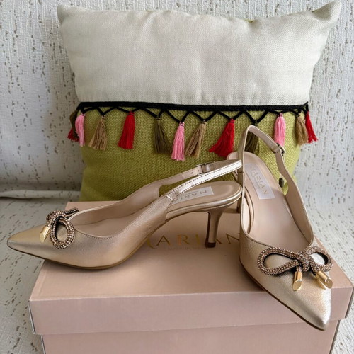 Marian gold leather slingback pumps new, size 36