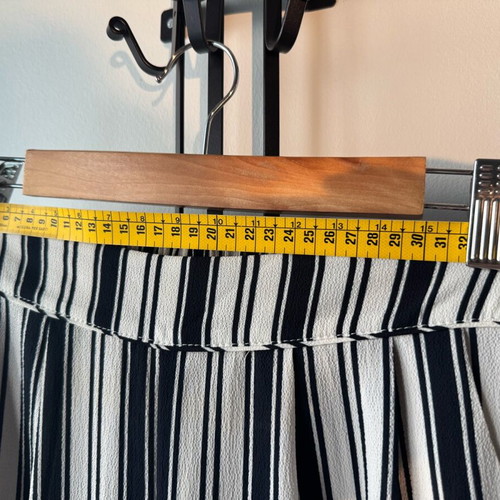 Bershka wide pants used, size M, black and white
