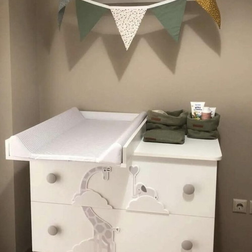 Pali Savana Dresser-Changing Table like new