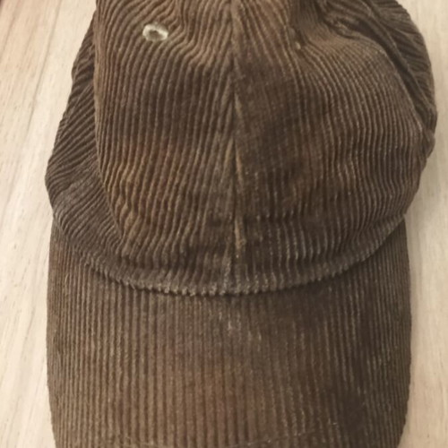 Corduroy brown hat like new, size 58