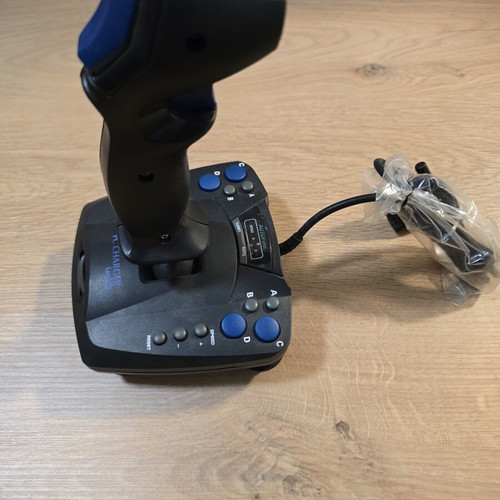 Logic 3 PC Charger joystick like new for Windows 95-98