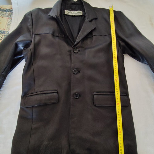 Freeland men's black leather jacket blazer size small satin lining like new
