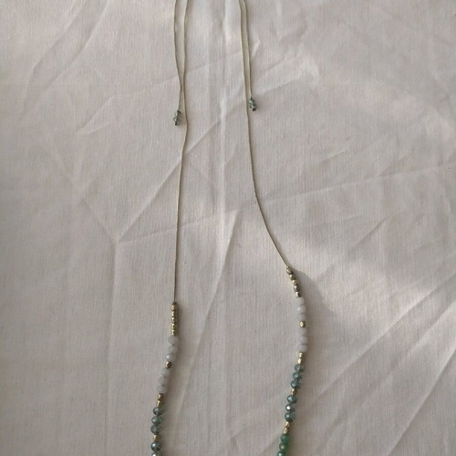 Necklace with adjustable mechanism, Accessories store