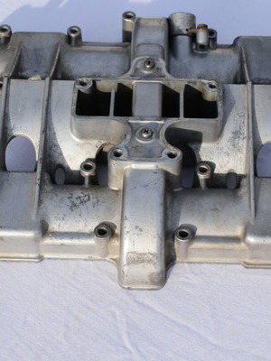 Suzuki GS 650 G Katana valve cover used