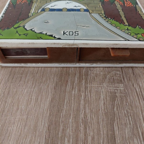 Decorative Kos 15 cm vintage with compartments and ceramic tile used
